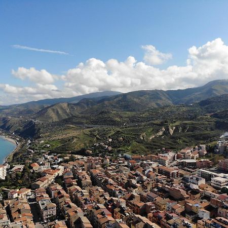 Case Vacanza Le Casette Santo Stefano di Camastra Bagian luar foto
