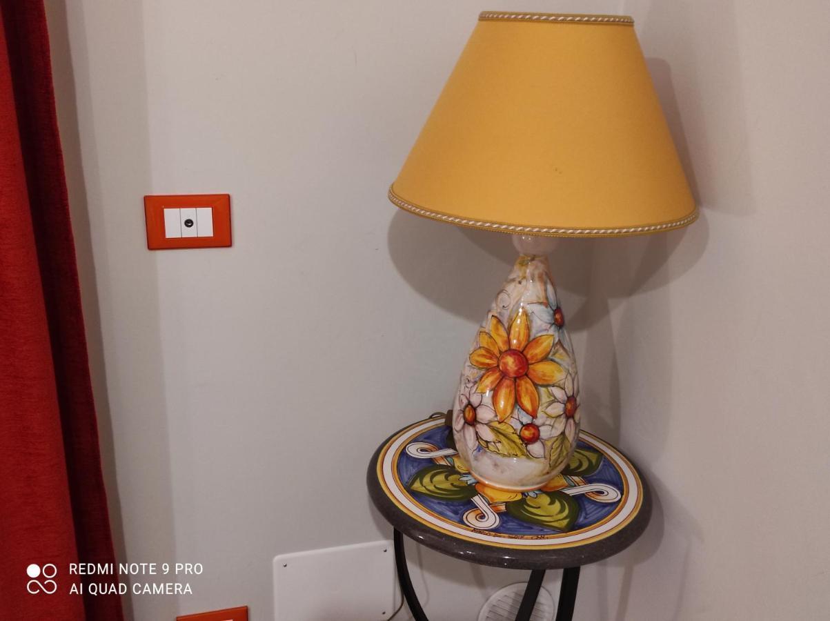 Case Vacanza Le Casette Santo Stefano di Camastra Bagian luar foto
