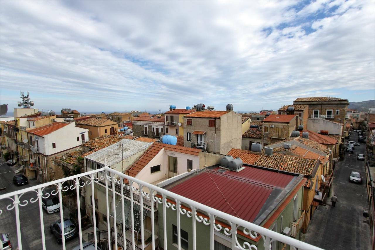 Case Vacanza Le Casette Santo Stefano di Camastra Bagian luar foto