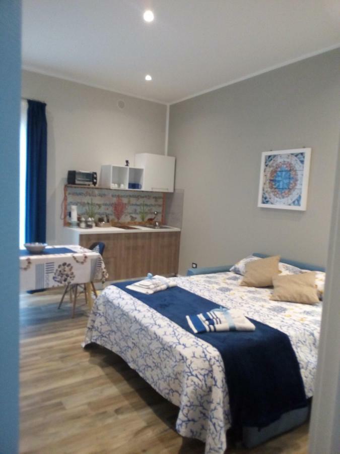 Case Vacanza Le Casette Santo Stefano di Camastra Bagian luar foto