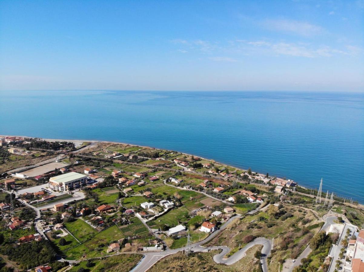 Case Vacanza Le Casette Santo Stefano di Camastra Bagian luar foto
